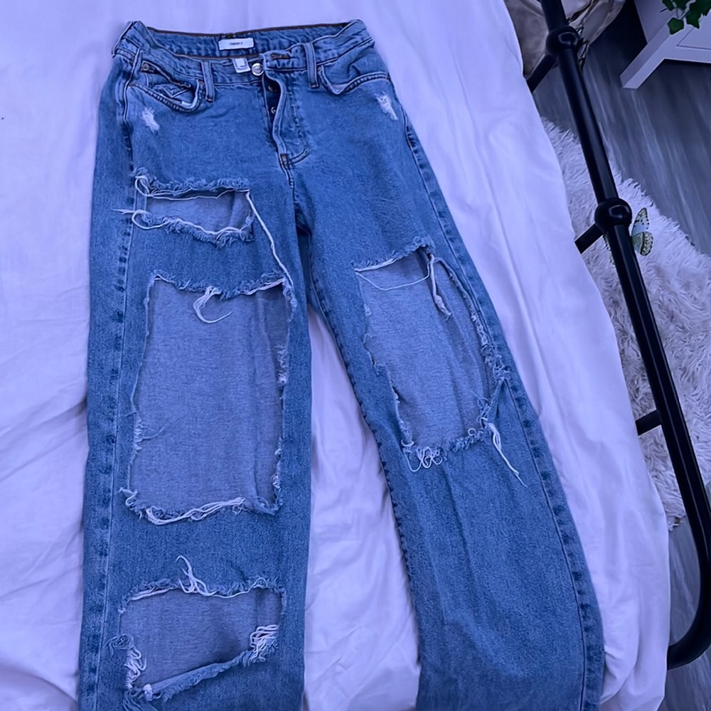 Ripped Blue Forever 21 Jeans Size 26/ (S/M)